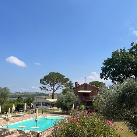 Agriturismo Villa Beatrice Mondavio Екстериор снимка